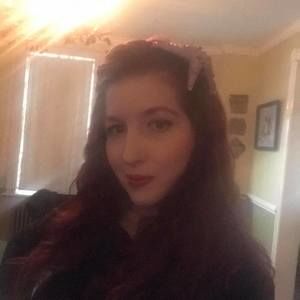 Meet your Posher, Lara